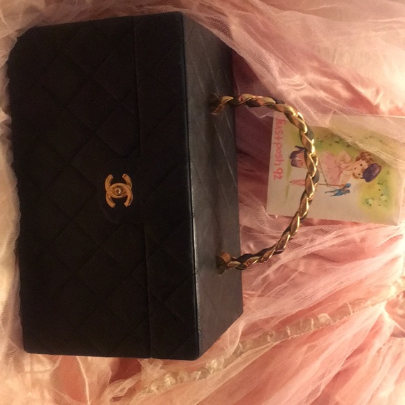 SOLD Rarest of the rare CHANEL Train Case Vintage - Picture 11 of 13